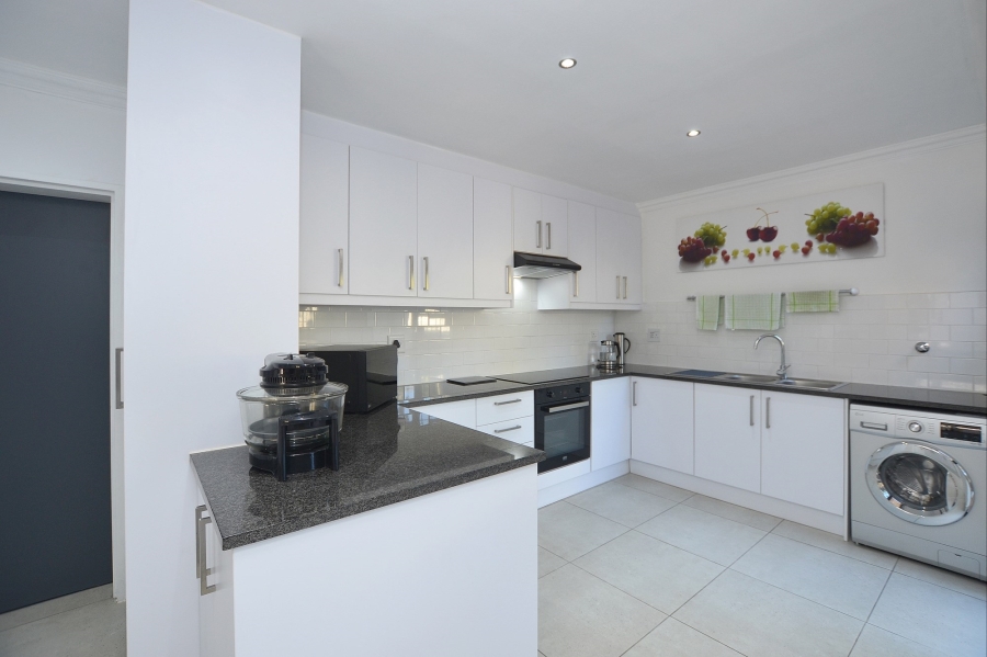 3 Bedroom Property for Sale in Everglen Western Cape